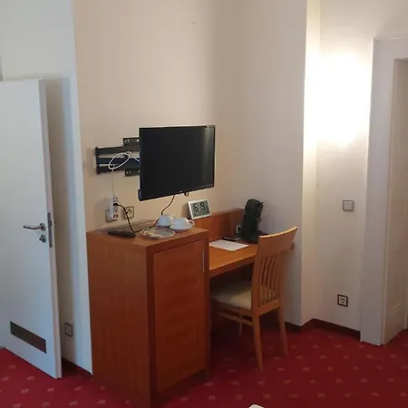 Villa, 22, Dz * Leverkusen